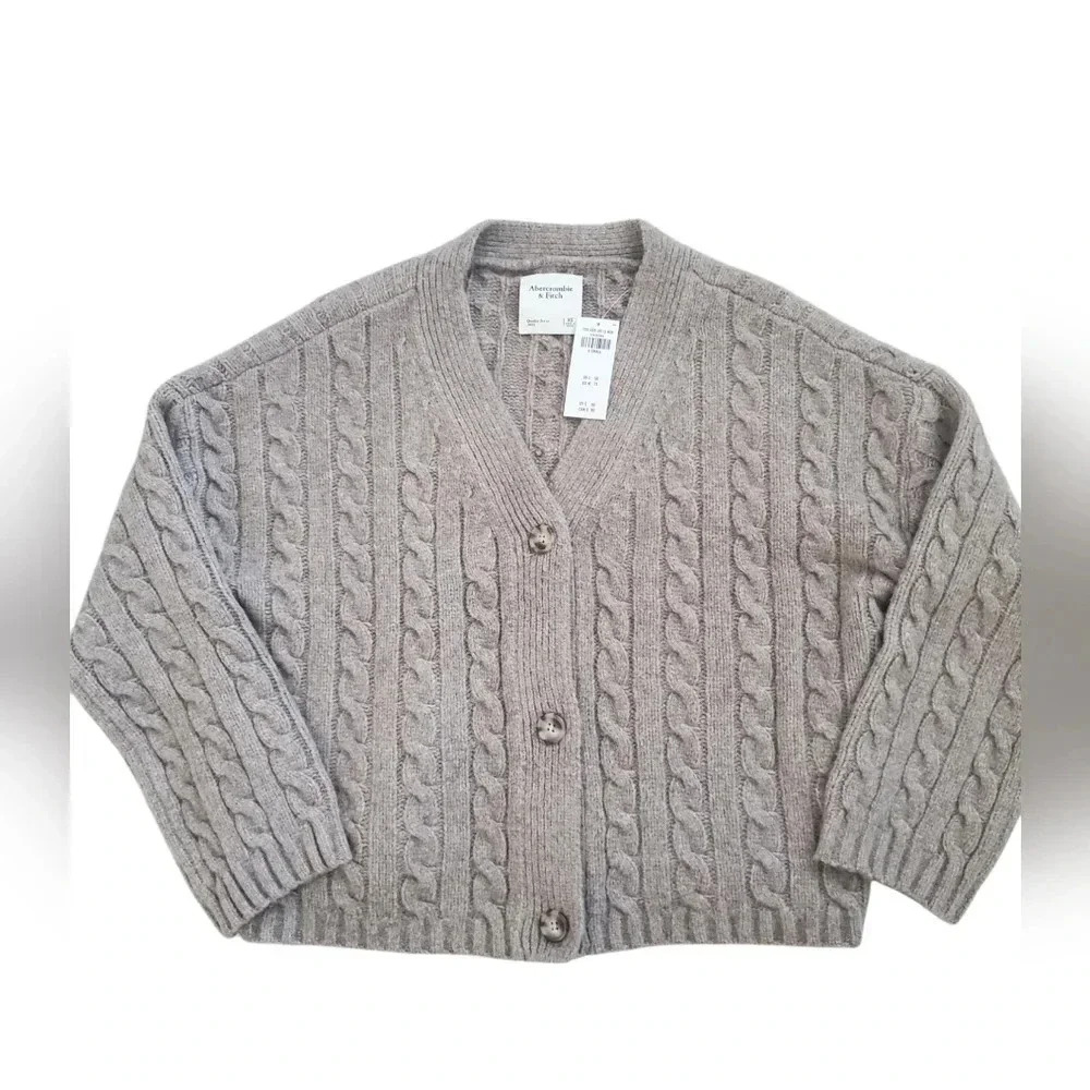 Abercrombie Brown Sweater NWT SIZE  XS